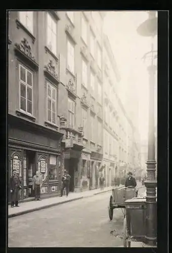 Foto-AK Wien, Buchhandlung Kubasta & Voigt, Sonnenfelsgasse 15