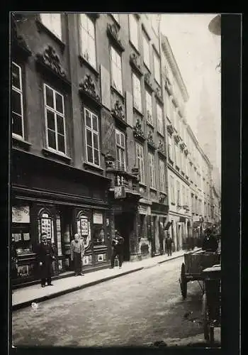 Foto-AK Wien, Buchhandel Kubasta & Voigt, Sonnenfelsgasse 15