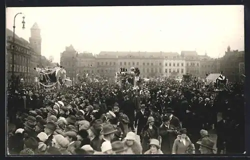 Foto-AK Köln-Nippes, Kundgebung auf dem Wilhelmplatz 1924