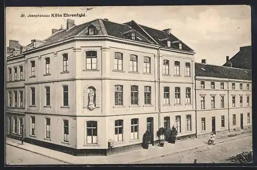 AK Köln-Ehrenfeld, St. Josephshaus mit Strassenpartie