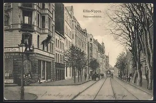 AK Köln-Nippes, Neusserstrasse mit Gasthaus und Strassenbahn