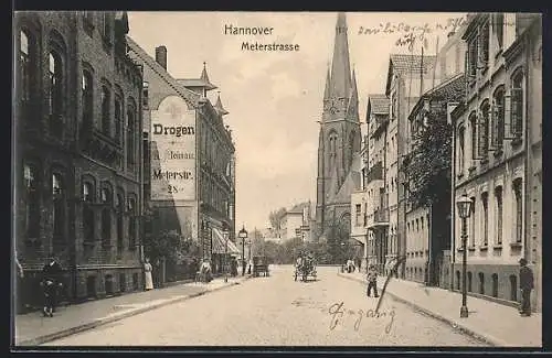 AK Hannover, Meterstrasse mit Blick zur Kirche