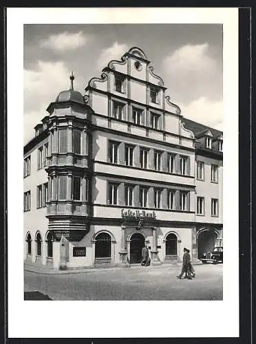 AK Würzburg, Hof Castell mit Castell-Bank