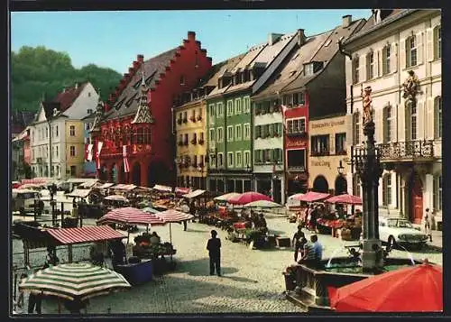 AK Freiburg i. Br., Münsterplatz mit Markt