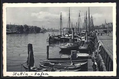 AK Stettin, Boote im Hafen