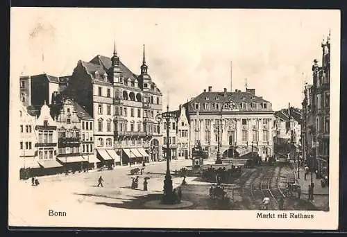 AK Bonn, Marktplatz mit Geschäften, Strassenbahn und Rathaus