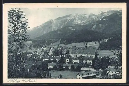 AK Neuberg a. Mürz, Ortsansicht gegen die Berge