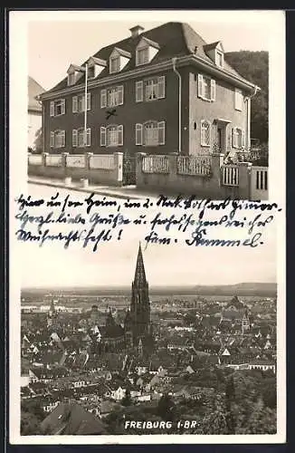 Foto-AK Freiburg i. Br., Haus im Sonnenschein, Münster im Stadtbild