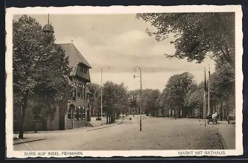 AK Burg /Fehmarn, Markt mit Rathaus