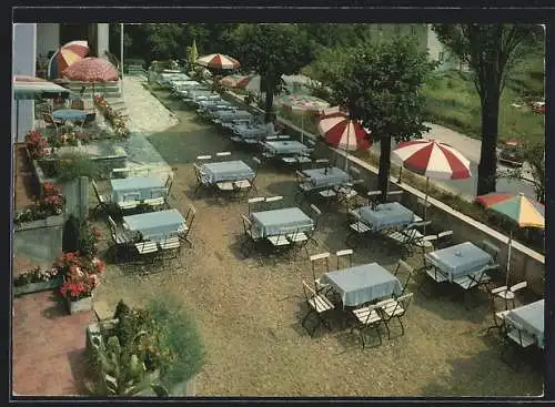 AK Würgau /Bamberg, Hotel Sonne H. u. E. Müller, Terrasse von oben