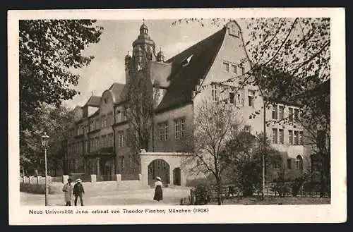 AK Jena, Universität mit Strasse und Passanten