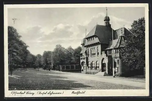 AK Burg auf Fehmarn, auf der Strasse vor dem Rathaus