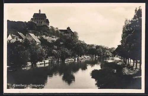 AK Havelberg, Dompartie mit Blick zum Gebäude