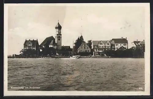 AK Wasserburg am Bodensee, Blick über das Wasser auf die Kirche