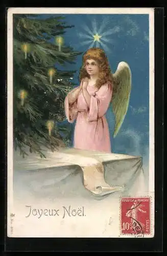 AK Weihnachtsengel betet vor einem Tannenbaum