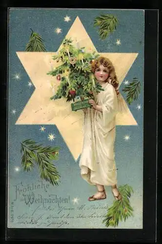 AK Fröhliche Weihnachten, Junges Mädchen mit Weihnachtsbaum und Tannenzweigen