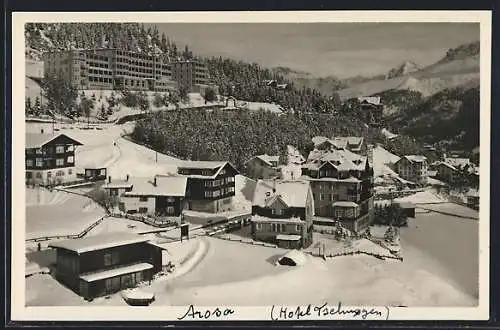 AK Arosa, Grand Hotel Tschuggen mit Ortsansicht im Winter