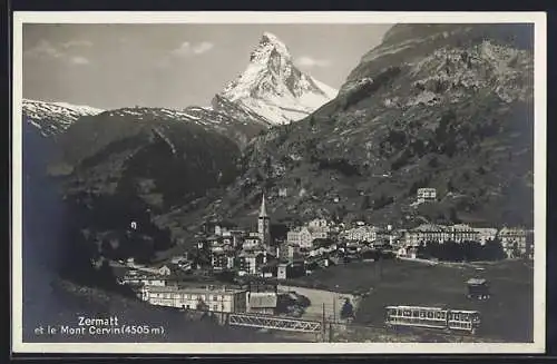 AK Zermatt, Vue générale et le Mont Cervin