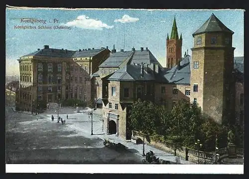 AK Königsberg i. Pr., Ostseite vom Königlichen Schloss