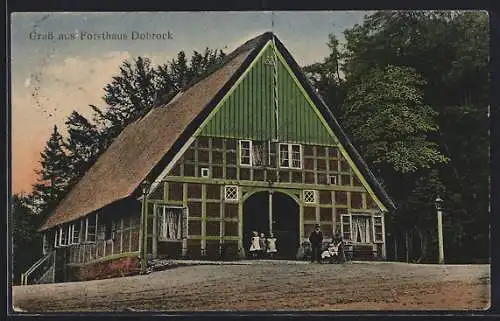 AK Dobrock, Forsthaus Dobrock, Frontansicht, mit Familie