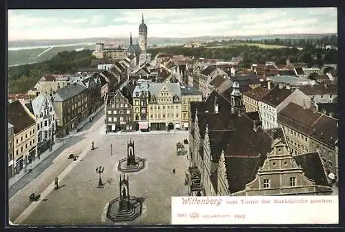 AK Wittenberg / Lutherstadt, Strassenpartie mit Denkmälern vom Turme der Marktkirche gesehen