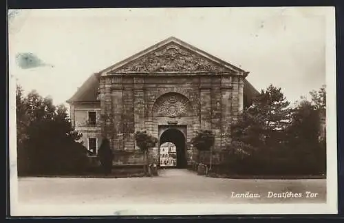 AK Landau / Pfalz, Blick auf das Deutsche Tor