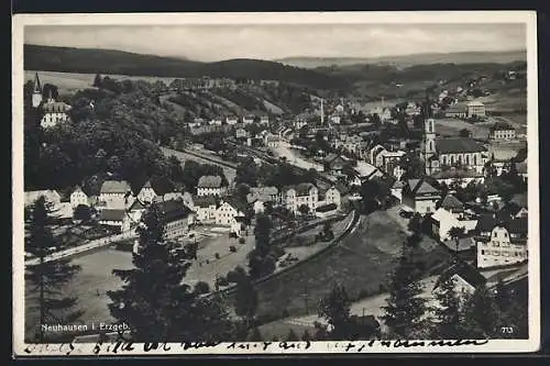 AK Neuhausen / Erzgeb., Gesamtansicht mit Schloss Purschenstein und Kirche