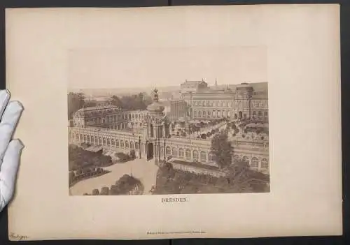 Fotografie Otto Schmidt Nachf., Dresden, Ansicht Dresden, Zwinger Panorama-Blick um 1880