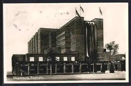 AK Magdeburg, Blick zur Stadthalle