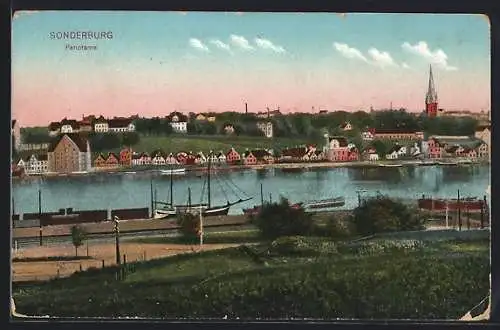 AK Sonderburg, Panoramablick auf die Stadt am Fluss