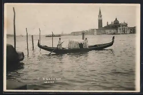 AK Venice, A Gondola