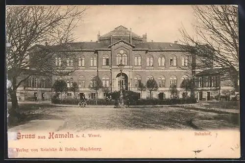 AK Hameln / Weser, Hauptgebäude vom Bahnhof