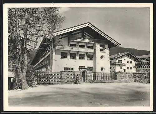 AK Oberammergau, Wache vor der General v. Hötzendorff-Kaserne