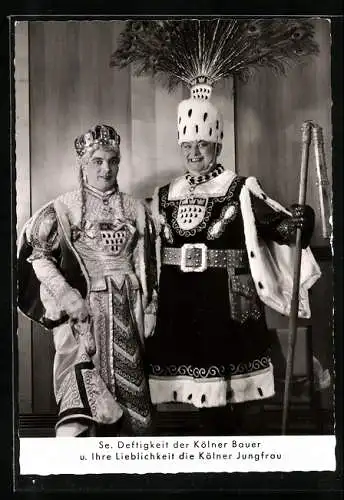 AK Zwei Männer verleidet als König und Königin zu Fasching