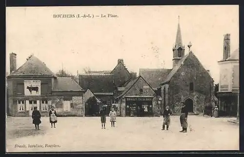 AK Rouziers /Indre-et-Loire, La Place