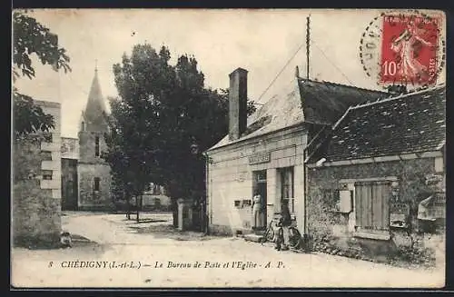 AK Chédigny /Indre-et-Loire, Le Bureau de Poste et l`Eglise