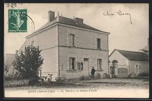 AK Bossé /Indre-et-Loire, La Mairie et la Maison d`École