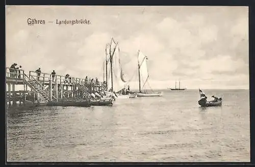 AK Göhren / Rügen, Schiffe an der Landungsbrücke