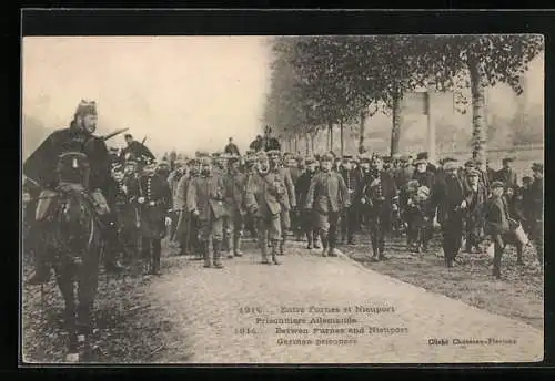 AK Prisonniers Allemands entre Furnes et Nieuport