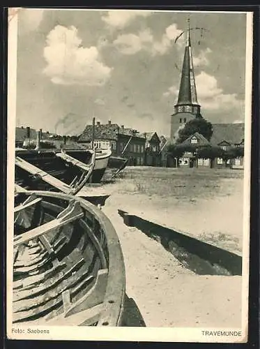 AK Travemünde, Partie mit Booten und Kirche