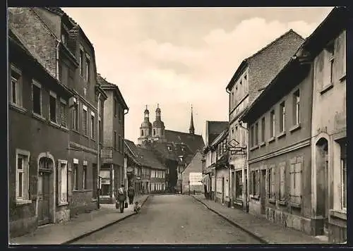 AK Pegau, Wilhelm-Külz-Strasse, Blick richtung Kirche