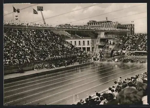 AK Leipzig, Wettkampf im Schwimmstadion