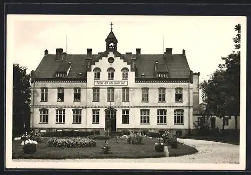 AK Rothenburg /Lausitz, Martin-Ulbrich-Haus mit Garten