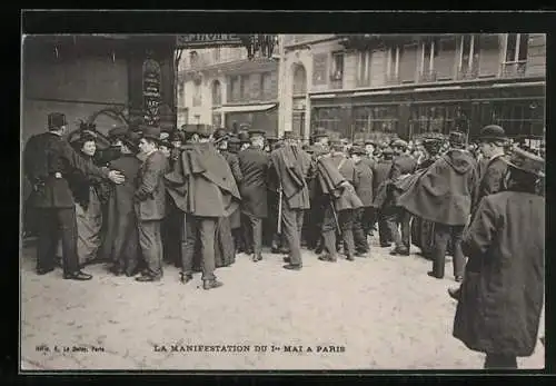 AK Paris, La Manifestation du Ier Mai
