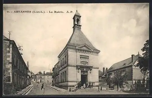 AK Artannes /Indre-et-Loire, La Mairie