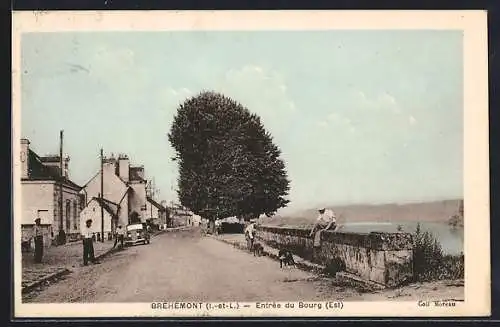 AK Bréhémont /Indre-et-Loire, Entrée du Bourg