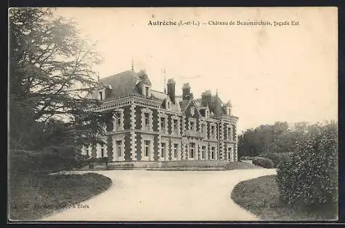 AK Autrèche /I.-et-L., Chateau de Beaumarchais, facade Est