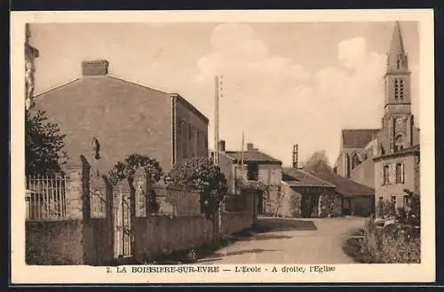 AK La Boissière-sur-Evre, L`Ecole, l`Eglise