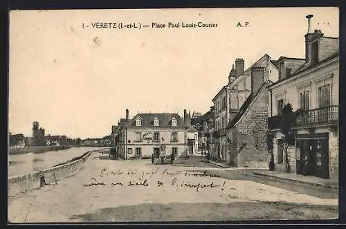 AK Véretz /I.-et-L., Place Paul-Louis-Courier