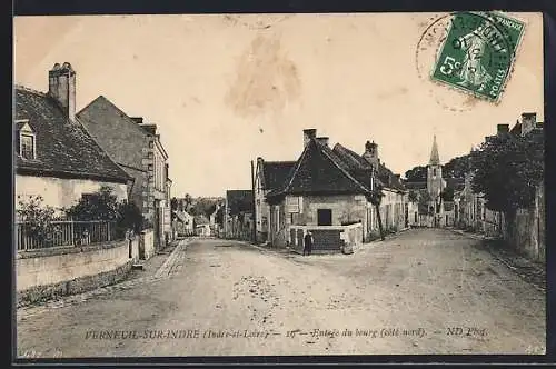 AK Verneuil-sur-Indre, Entrée du bourg, coté nord